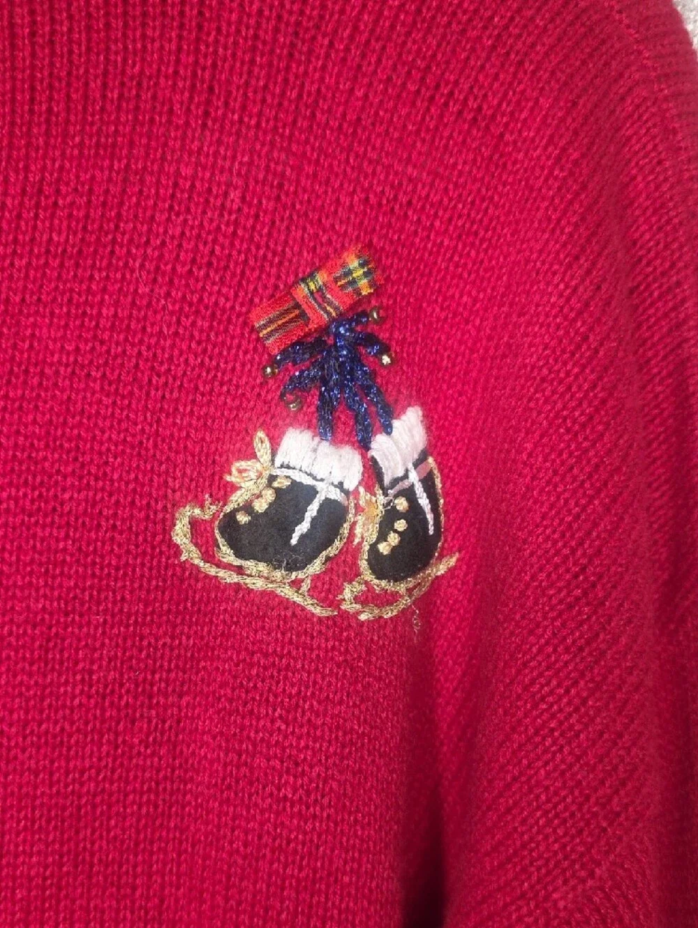Tiara festive red